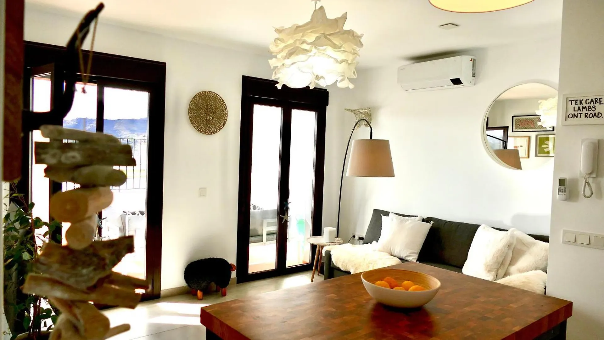 Casita Frigiliana - Stunning New Apartment With Views With Private Parking Space